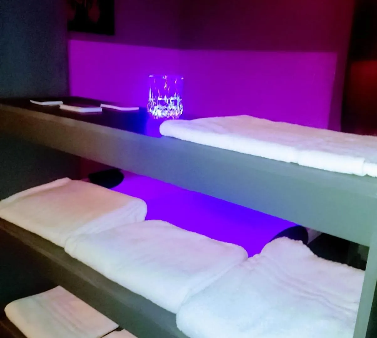 Apartament Jacuzzi Parma